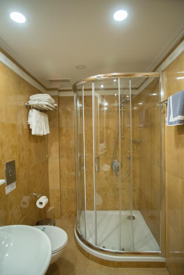 Hotel Byzantino Patras Buitenkant foto