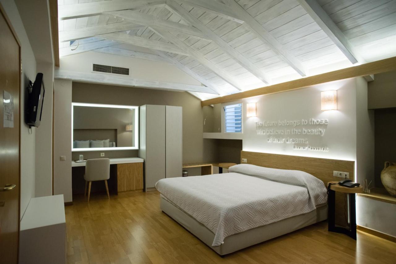 Hotel Byzantino Patras Buitenkant foto