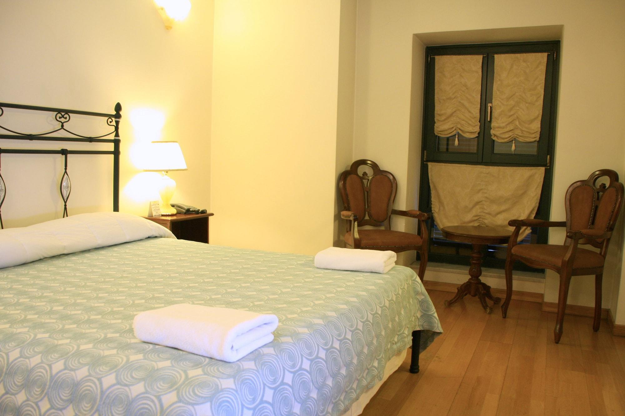 Hotel Byzantino Patras Buitenkant foto