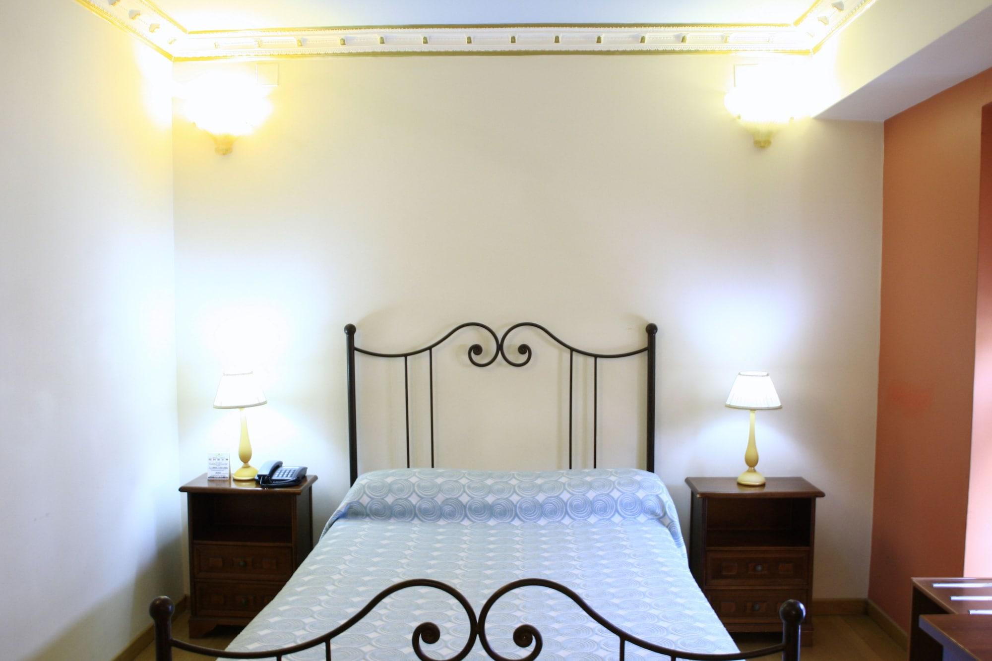 Hotel Byzantino Patras Buitenkant foto