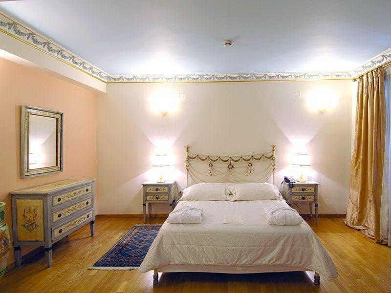 Hotel Byzantino Patras Buitenkant foto